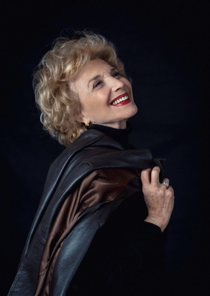 Marisa Paredes photo