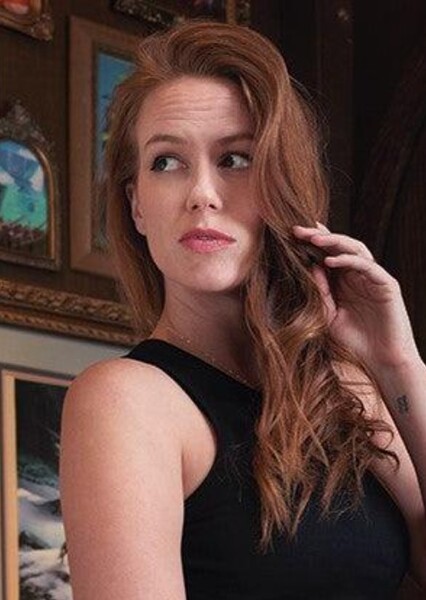 Marisha Ray photo