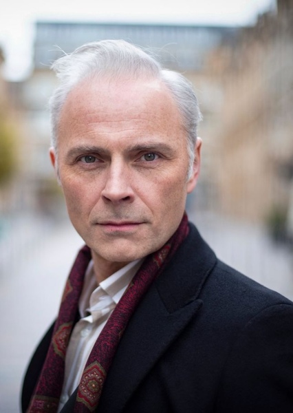Mark Bonnar photo