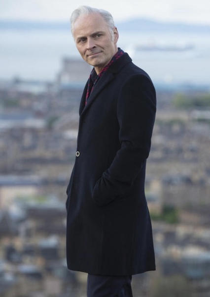 Mark Bonnar photo