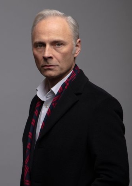 Mark Bonnar photo