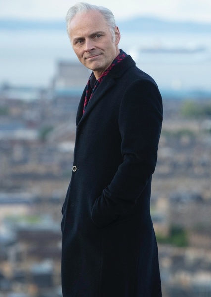 Mark Bonnar photo