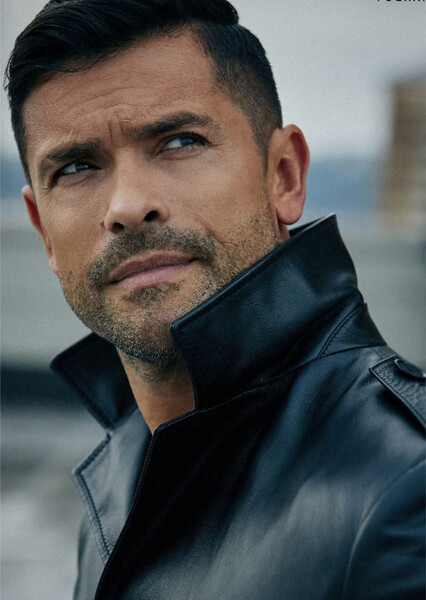Mark Consuelos photo
