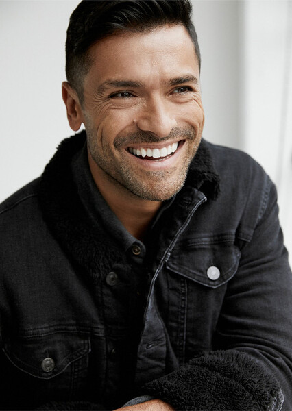 Mark Consuelos photo