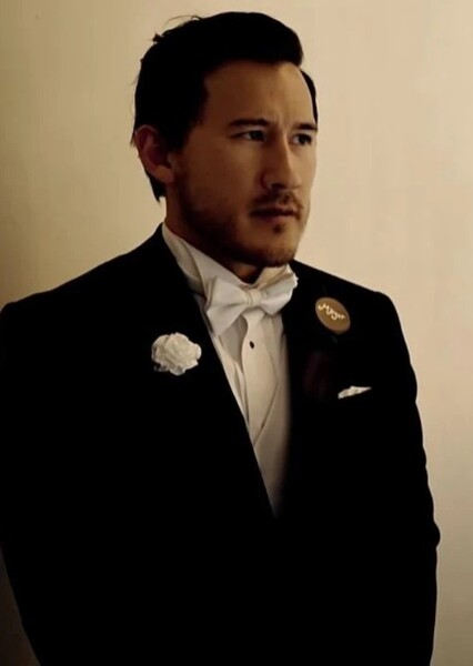 Mark Fischbach photo