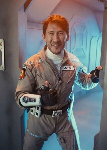 Mark Fischbach photo