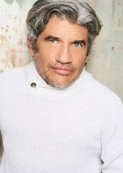Mark Povinelli photo