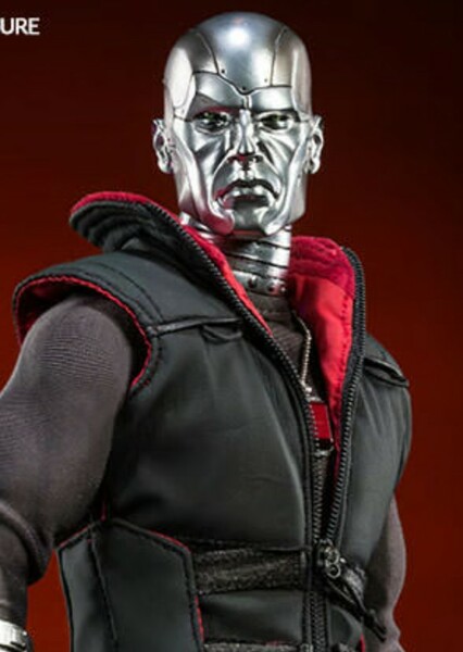Mark Strong photo