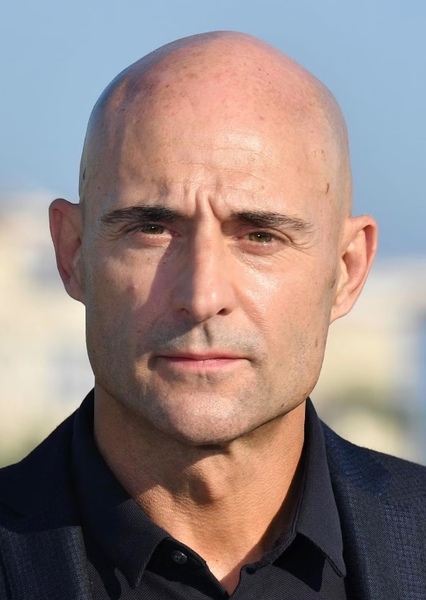 Mark Strong as Quan Chi in Mortal Kombat 1
