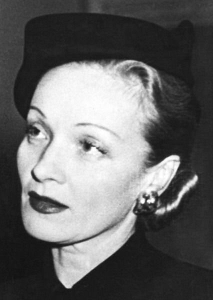 Marlene Dietrich photo