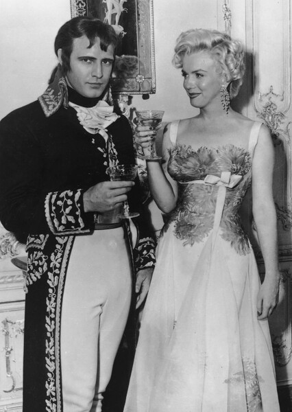 Marlon Brando and Marilyn Monroe photo