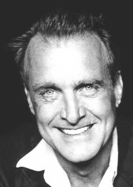 Marshall Bell photo