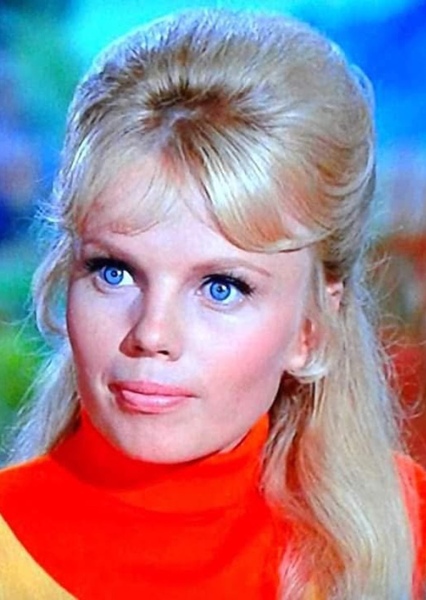 Marta Kristen photo
