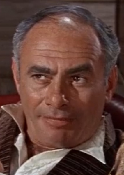 Dr. Martin Bettes