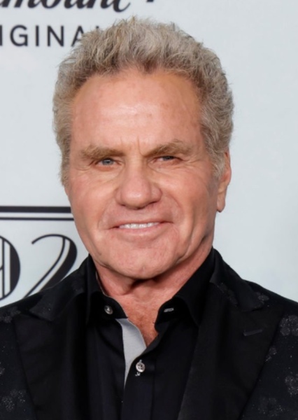 Martin Kove photo