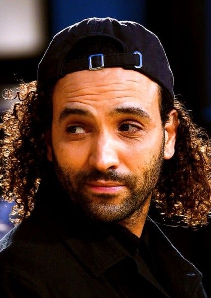 Marwan Kenzari photo