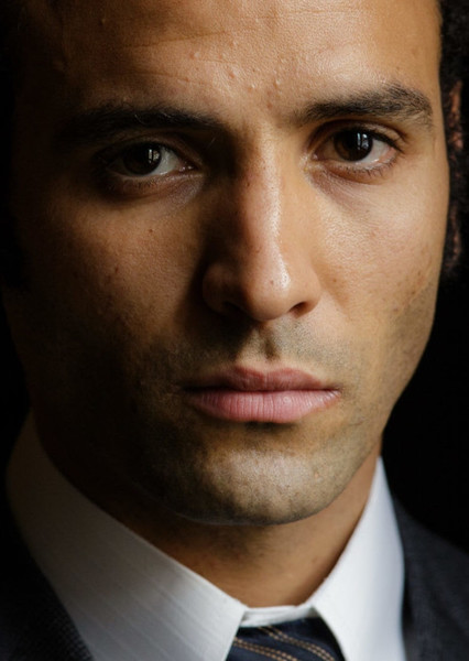 Marwan Kenzari photo