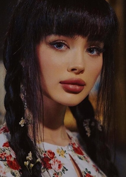 Mary Anomaliya photo