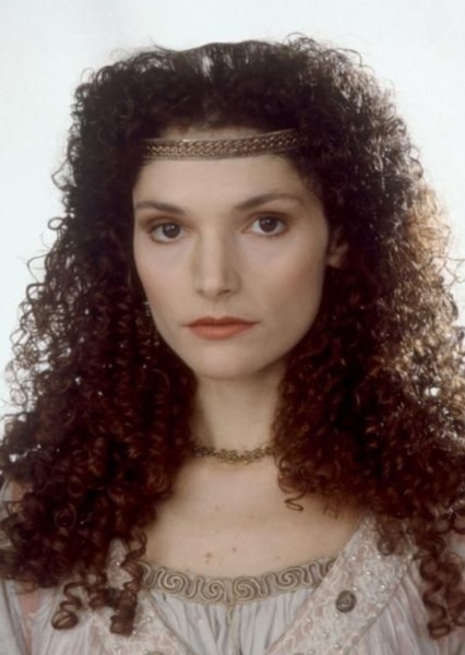 Mary Elizabeth Mastrantonio photo