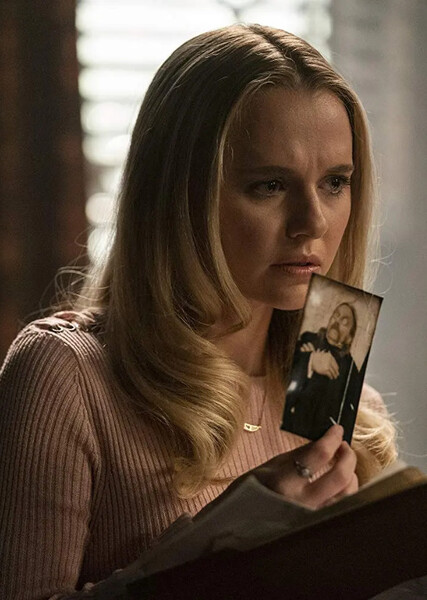Mary Ellen (Annabelle Comes Home)