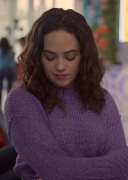 Mary Mouser photo