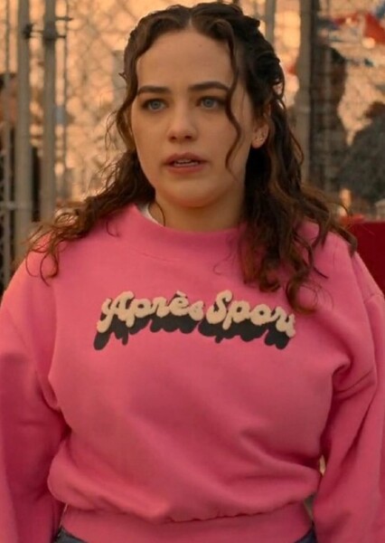 Mary Mouser photo