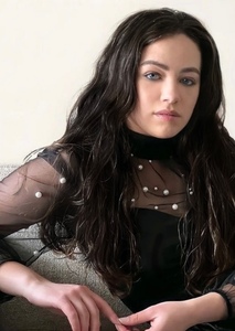 Mary Mouser Photo on myCast - Fan Casting Your Favorite Stories