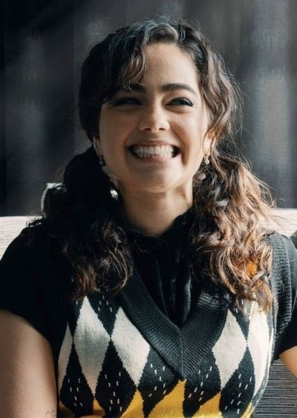 Mary Mouser