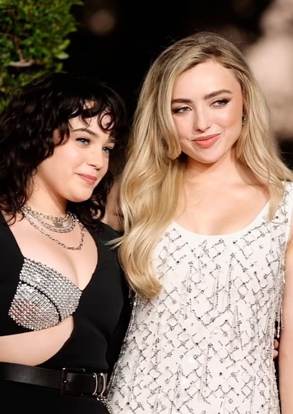 Mary Mouser and Peyton List photo