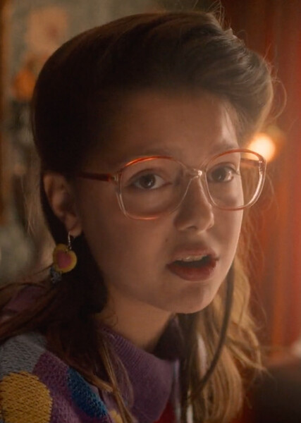 Mary (Stranger Things) photo