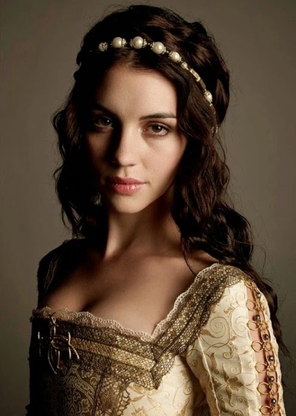 Mary Stuart (Reign) photo