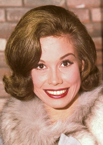 Mary Tyler Moore photo