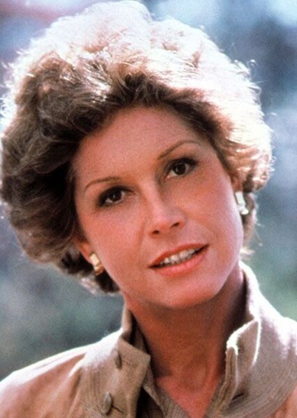 Mary Tyler Moore photo