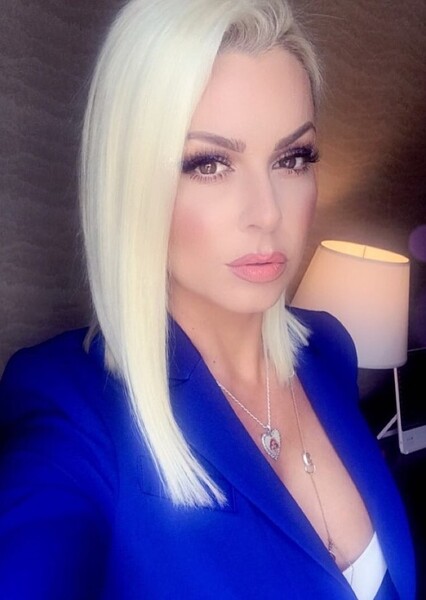 Maryse Ouellet Mizanin photo