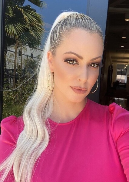 Maryse Ouellet Mizanin photo