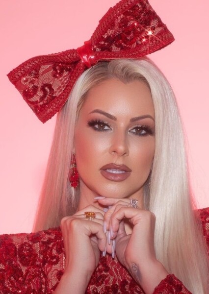 Maryse Ouellet Mizanin photo