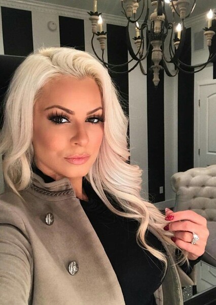 Maryse Ouellet Mizanin photo