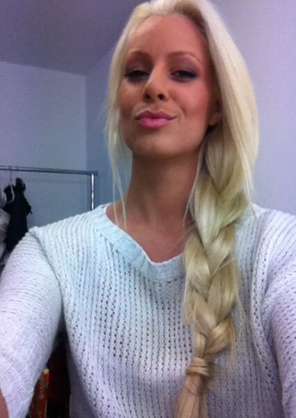 Maryse Ouellet Mizanin photo