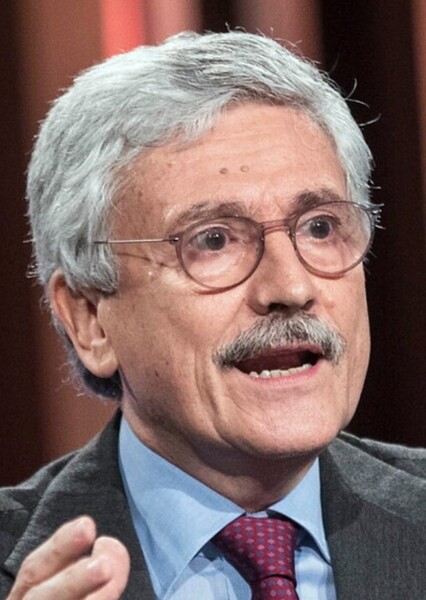 Massimo D’Alema photo