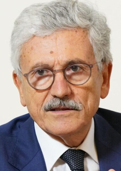 Massimo D’Alema photo