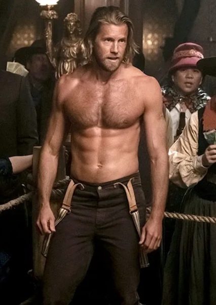 Matt Barr photo