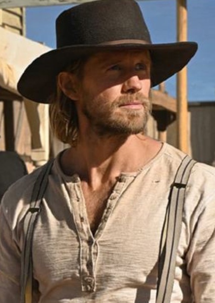 Matt Barr photo