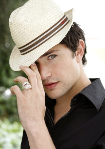 Matt Dallas photo