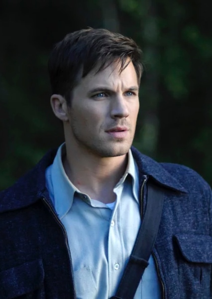 Matt Lanter photo