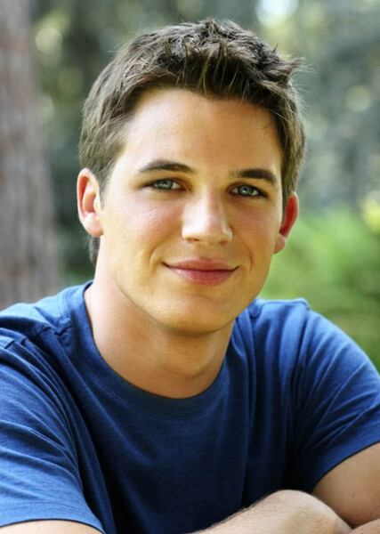 Matt Lanter photo