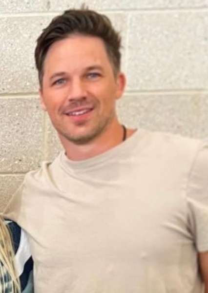 Matt Lanter photo