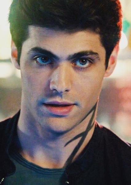 Matthew Daddario photo