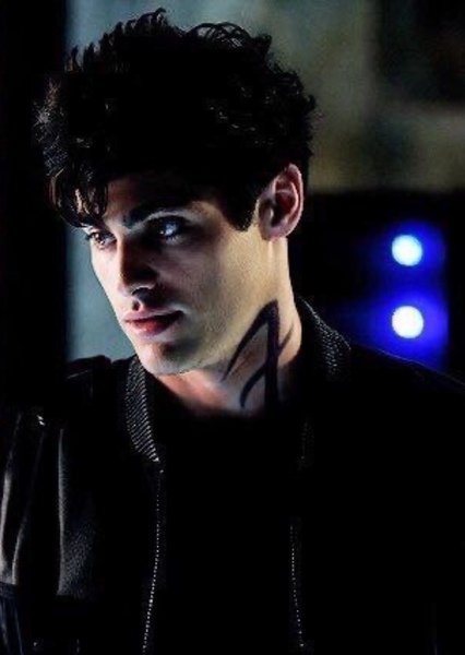Matthew Daddario photo