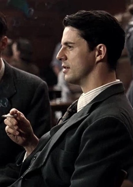 Matthew Goode