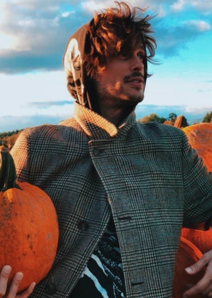 Matthew Gray Gubler photo